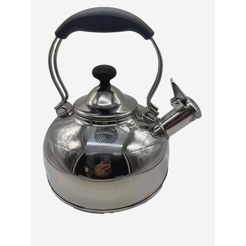 Chantal 1.8 qt (1.7 liter) Classic Stainless Steel Tea Kettle - Whistle - Clean!